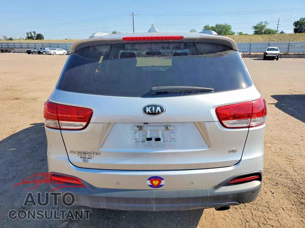 KIA SORENTO 2016 - 5XYPGDA53GG155237