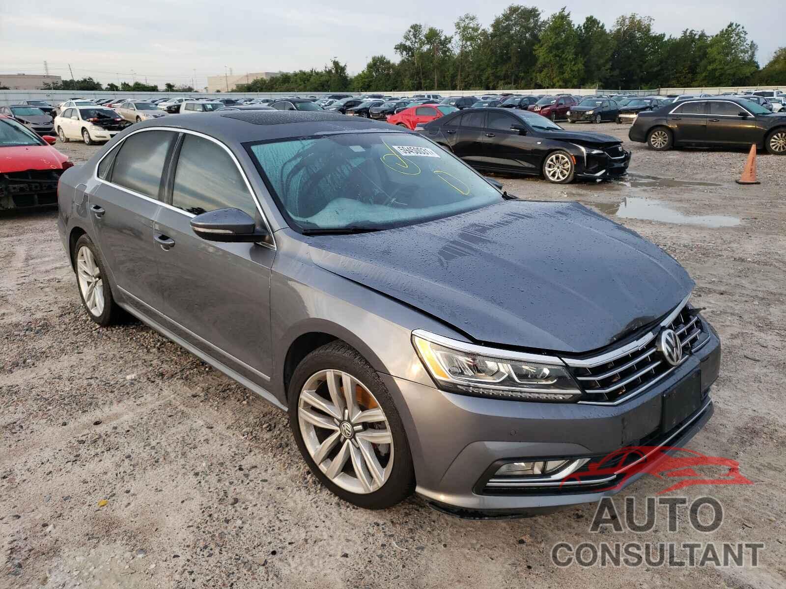 VOLKSWAGEN PASSAT 2017 - 1VWGT7A3XHC041038