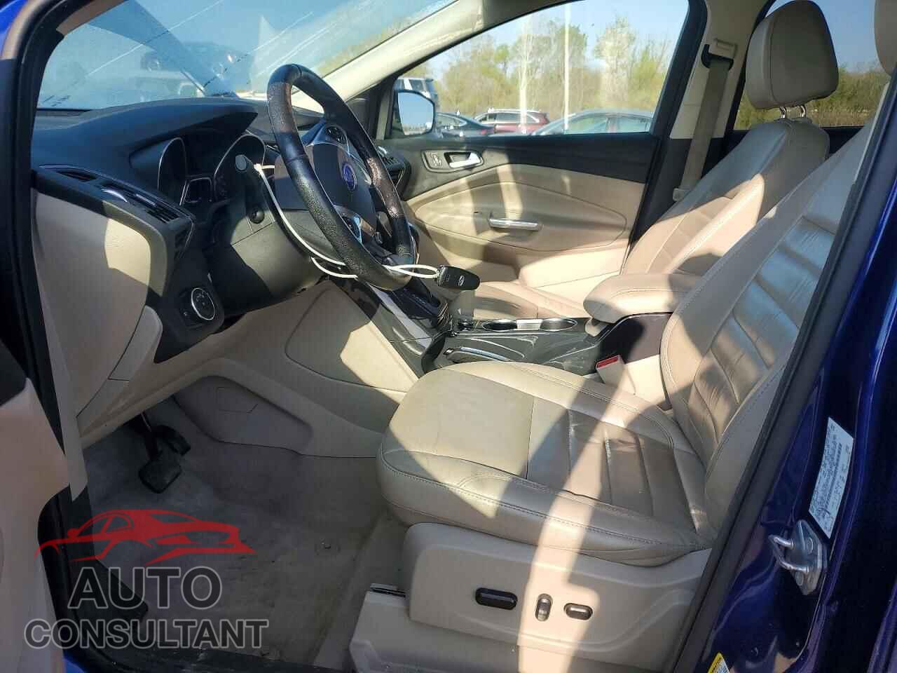 FORD ESCAPE 2015 - 1FMCU9J96FUB71271