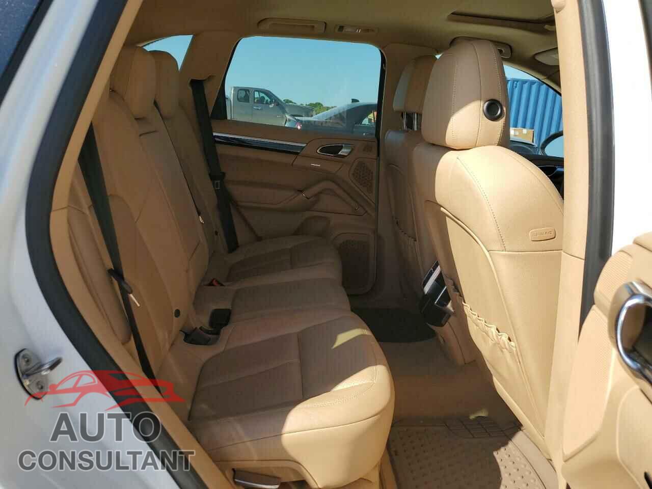 PORSCHE CAYENNE 2013 - WP1AA2A29DLA10865