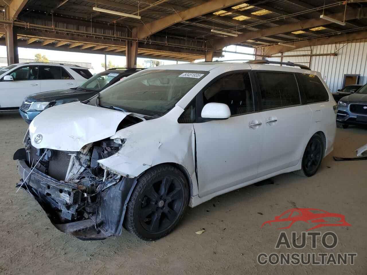 TOYOTA SIENNA 2015 - 5TDXK3DC6FS678918