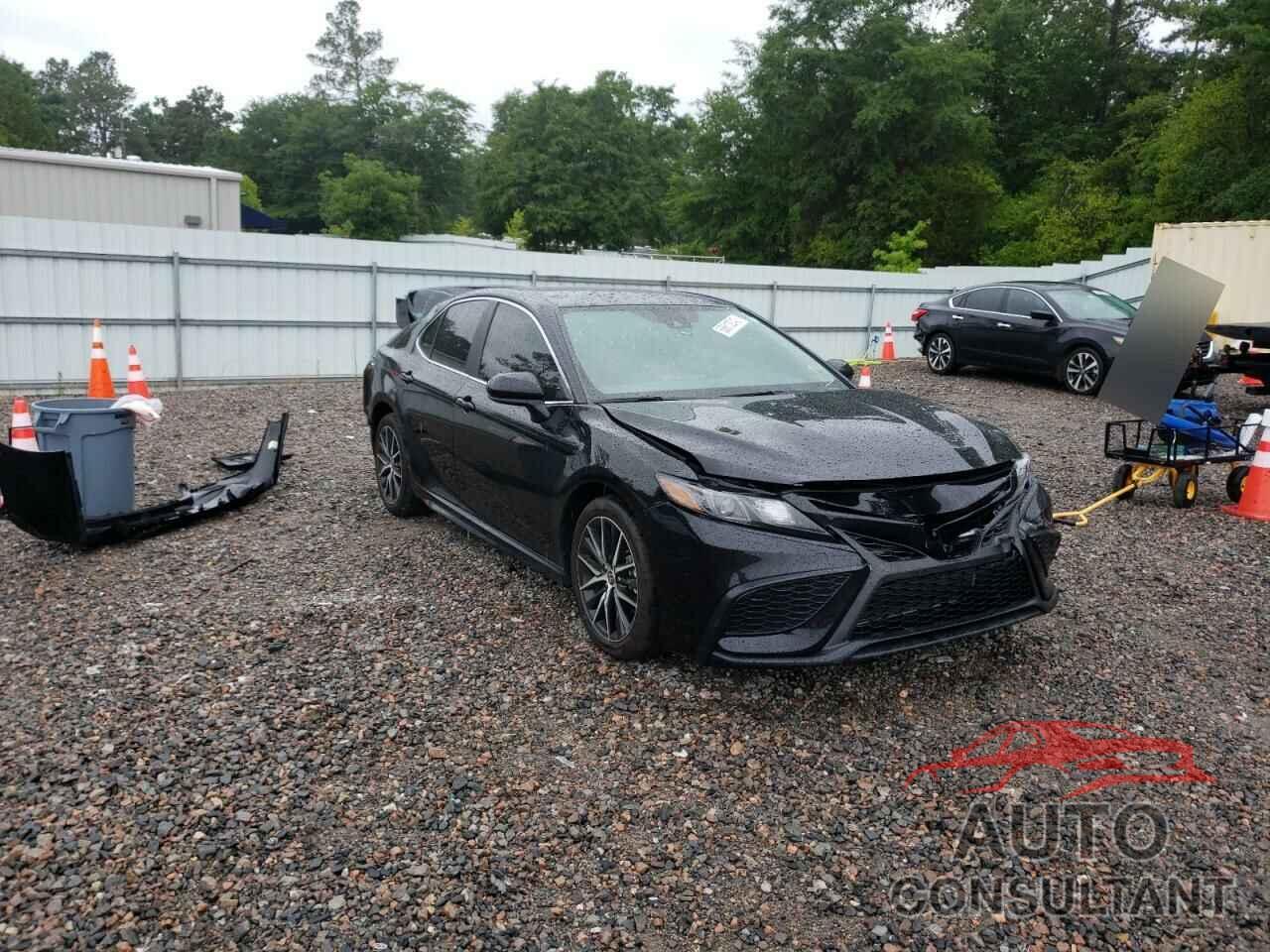 TOYOTA CAMRY 2021 - 4T1G11AK3MU581831
