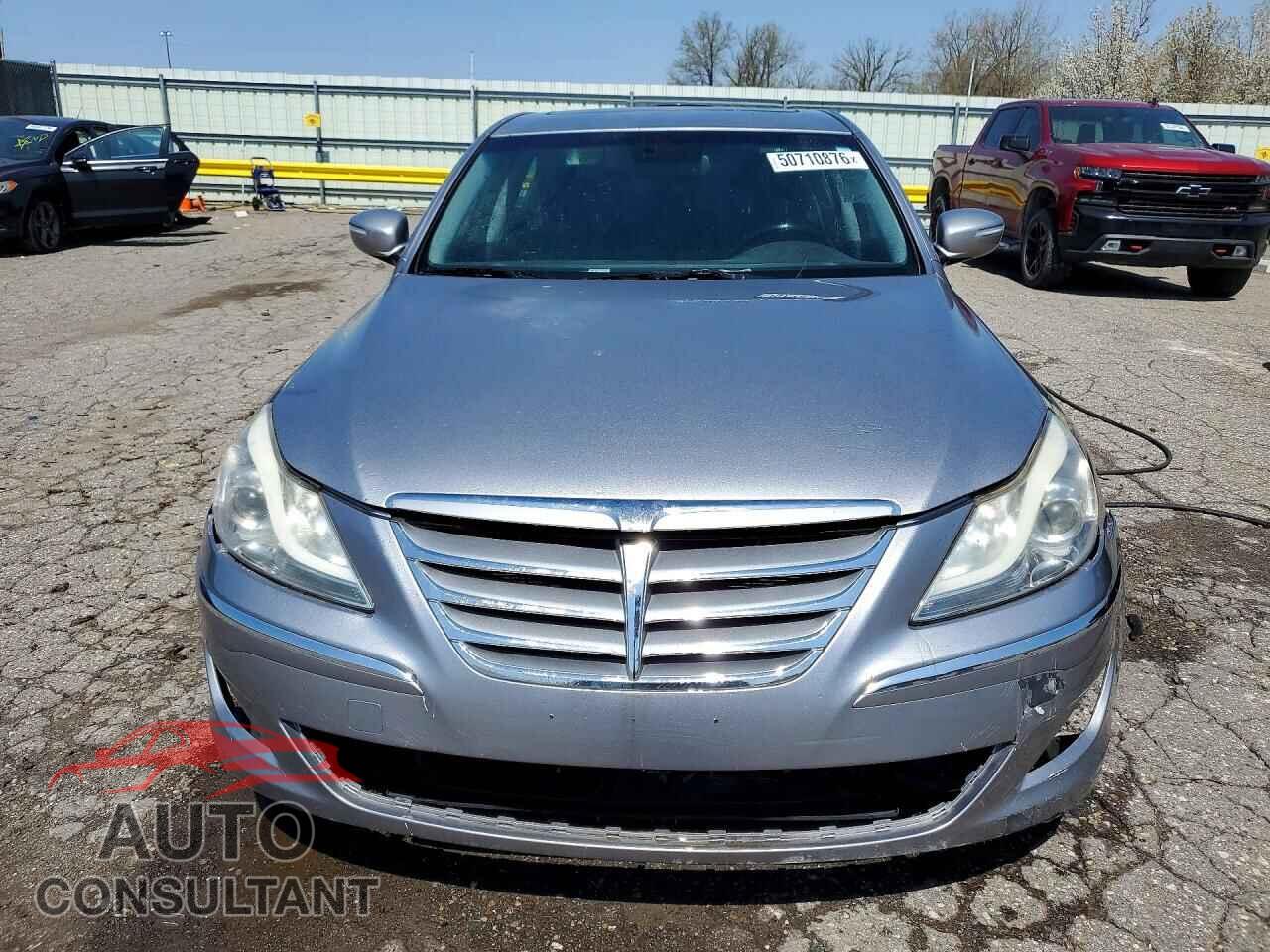 HYUNDAI GENESIS 2012 - KMHGC4DD8CU171663