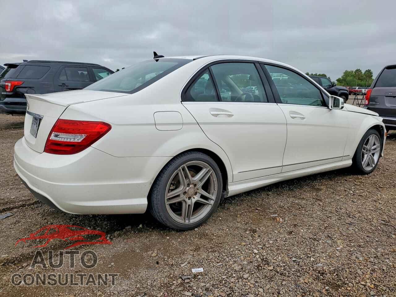 MERCEDES-BENZ C-CLASS 2014 - WDDGF4HB9EA962489