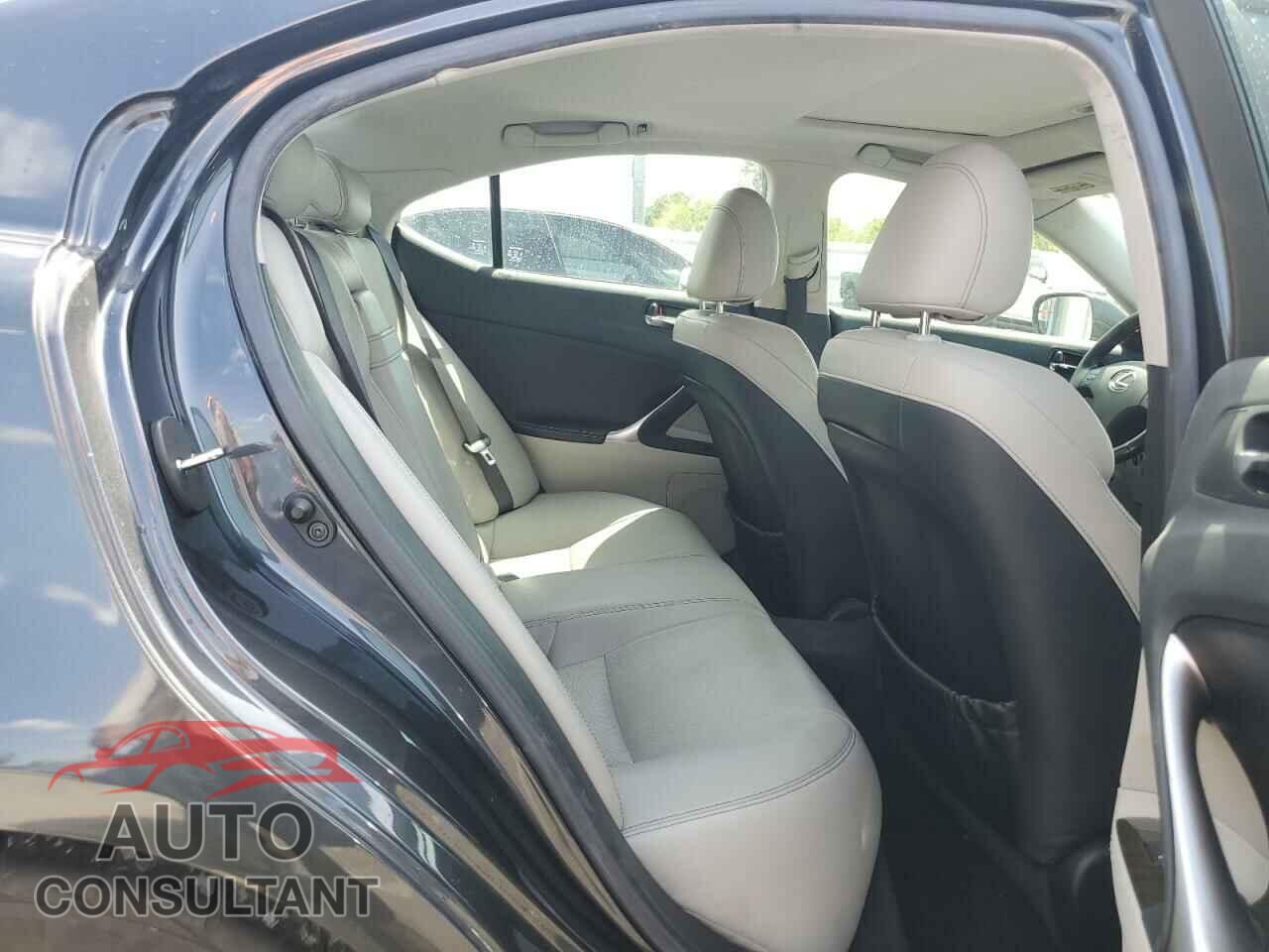 LEXUS IS 2009 - JTHBK262195100713