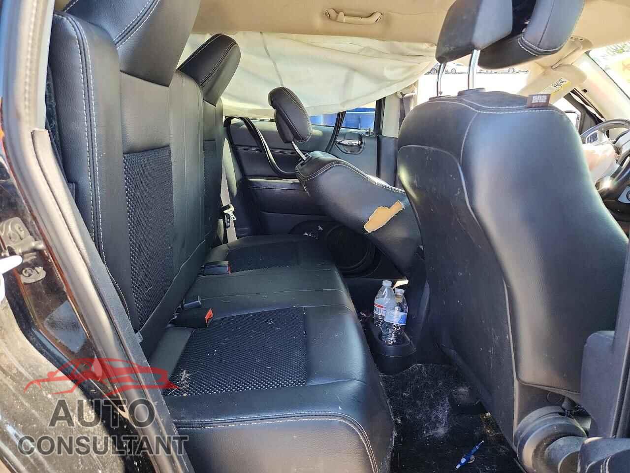 JEEP COMPASS 2017 - 1C4NJDEB0HD100785