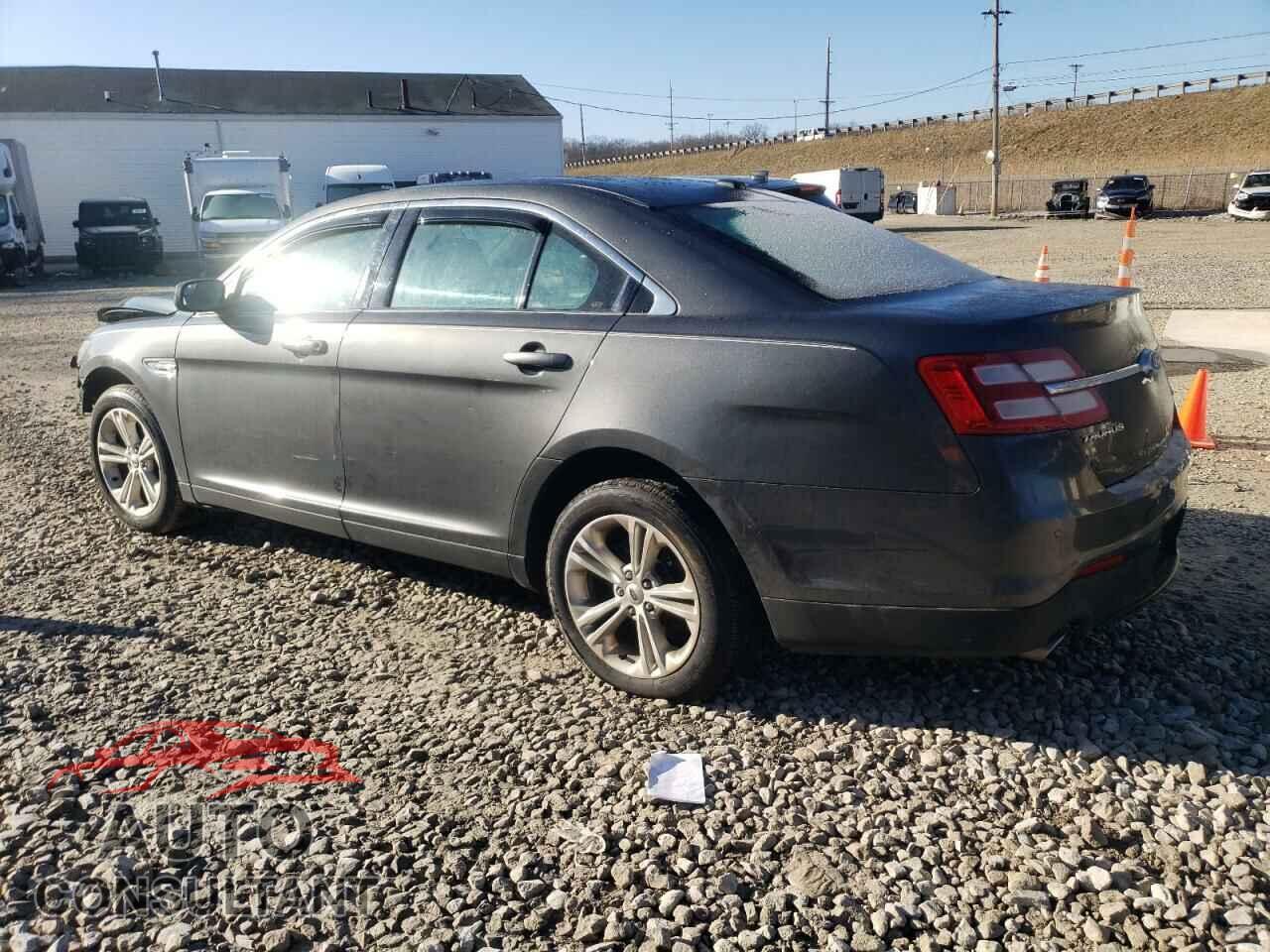 FORD TAURUS 2016 - 1FAHP2E84GG106919