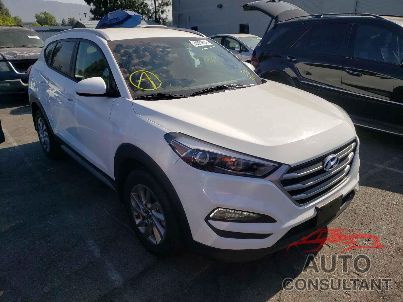 HYUNDAI TUCSON 2018 - KM8J33A49JU816788