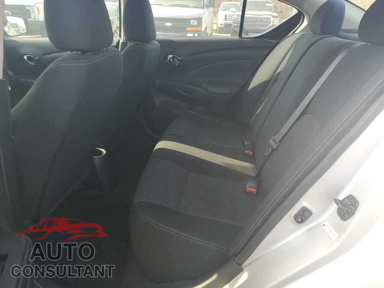 NISSAN VERSA 2019 - 3N1CN7AP3KL841001