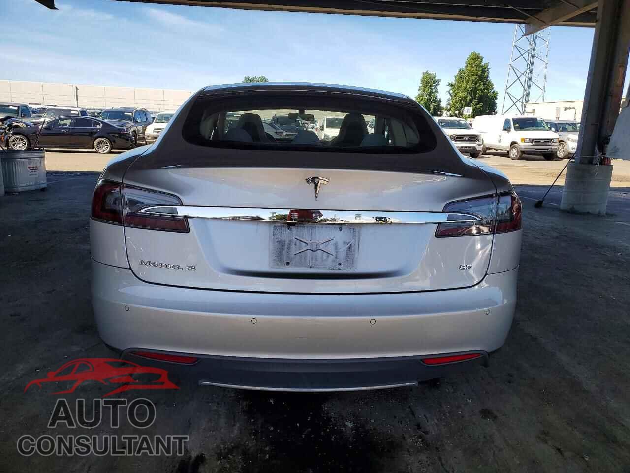 TESLA MODEL S 2013 - 5YJSA1CN9DFP23632