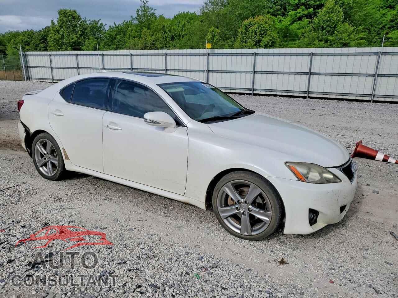 LEXUS IS 2011 - JTHBF5C2XB5147240