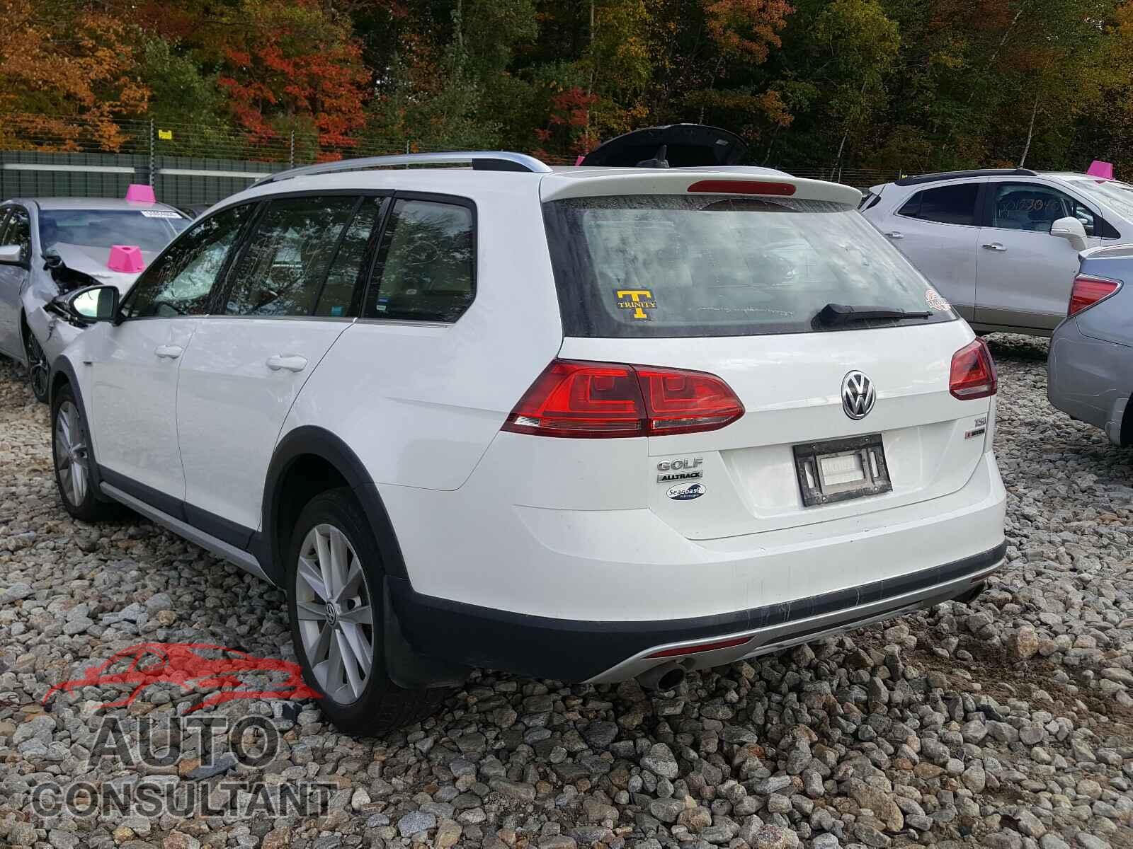 VOLKSWAGEN GOLF 2017 - 3VWH17AU0HM530968