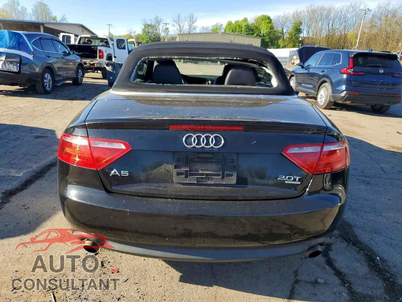 AUDI A5 2011 - WAUCFAFH8BN003875