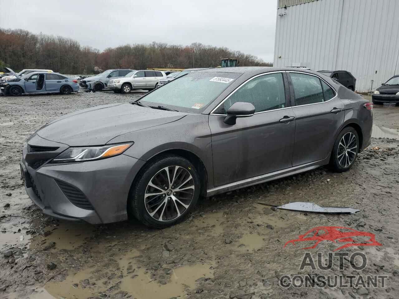 TOYOTA CAMRY 2018 - 4T1B11HK2JU544474