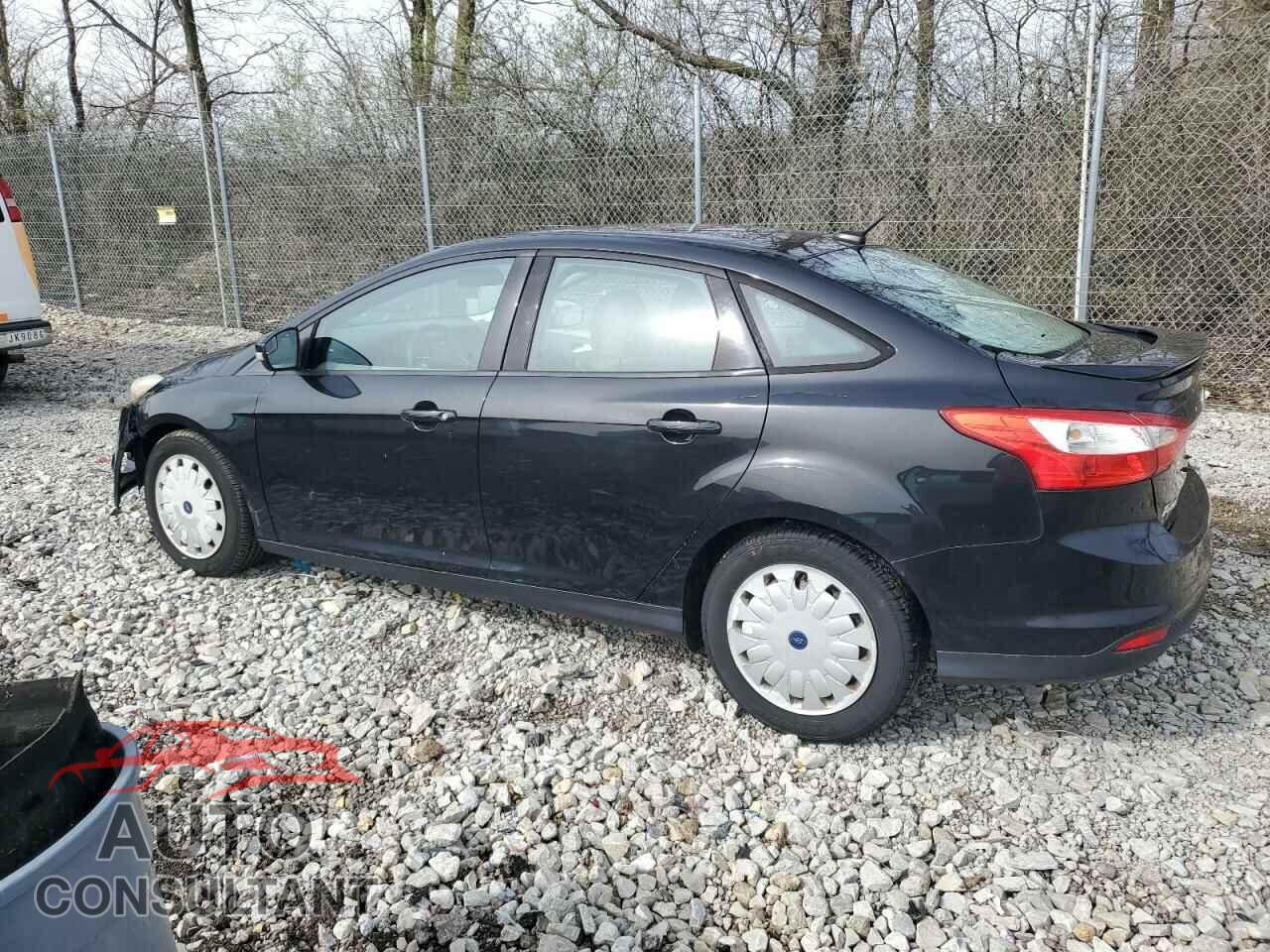 FORD FOCUS 2014 - 1FADP3F28EL383303