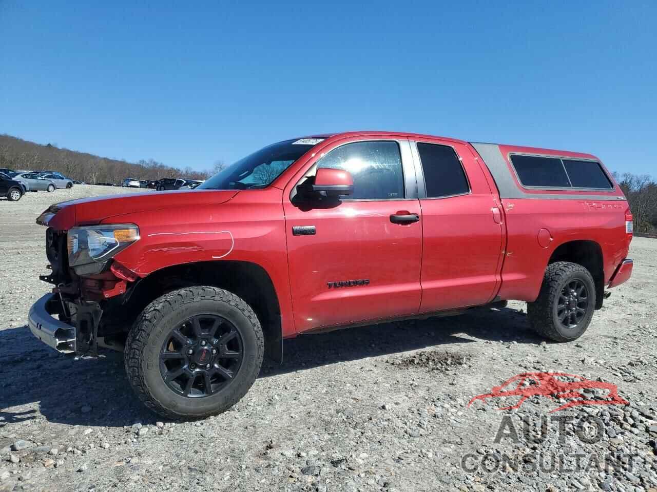 TOYOTA TUNDRA 2017 - 5TFUY5F18HX603904