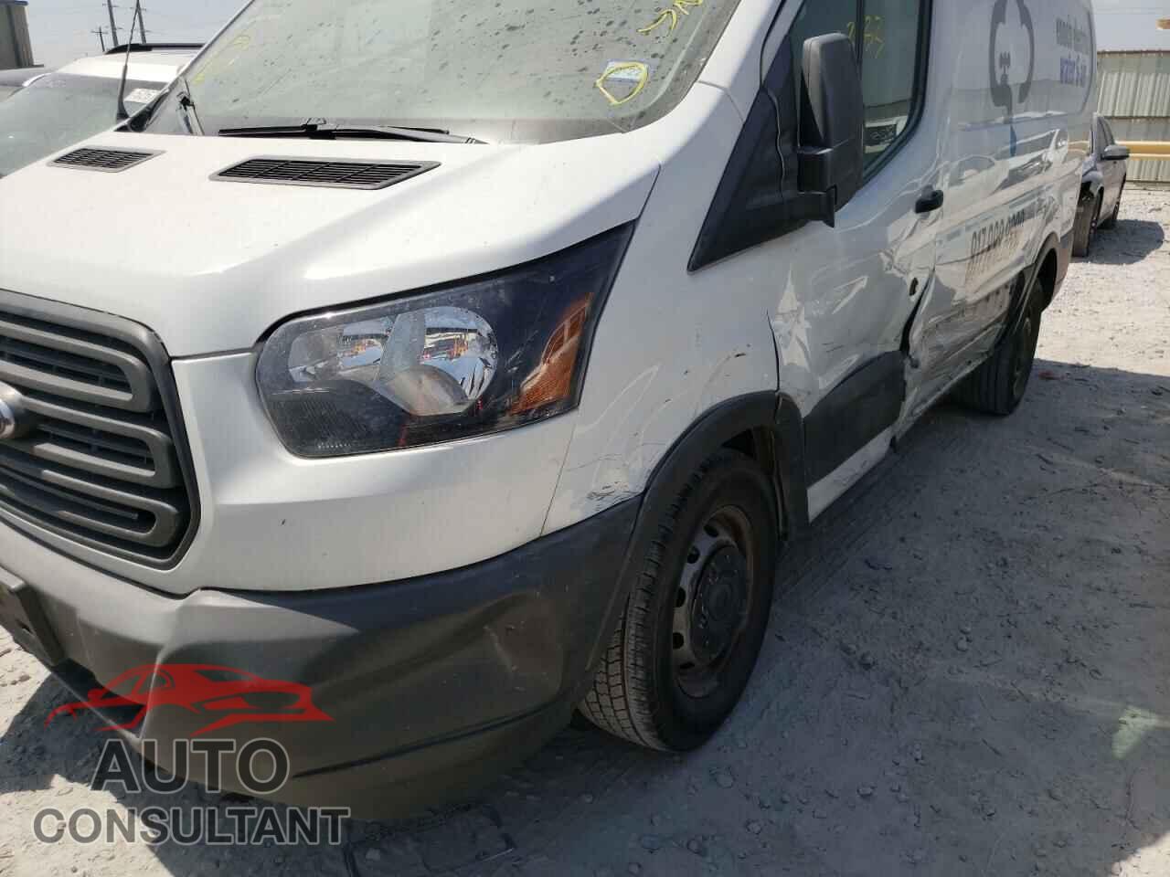 FORD TRANSIT 2018 - 1FTYE1YM8JKB40613