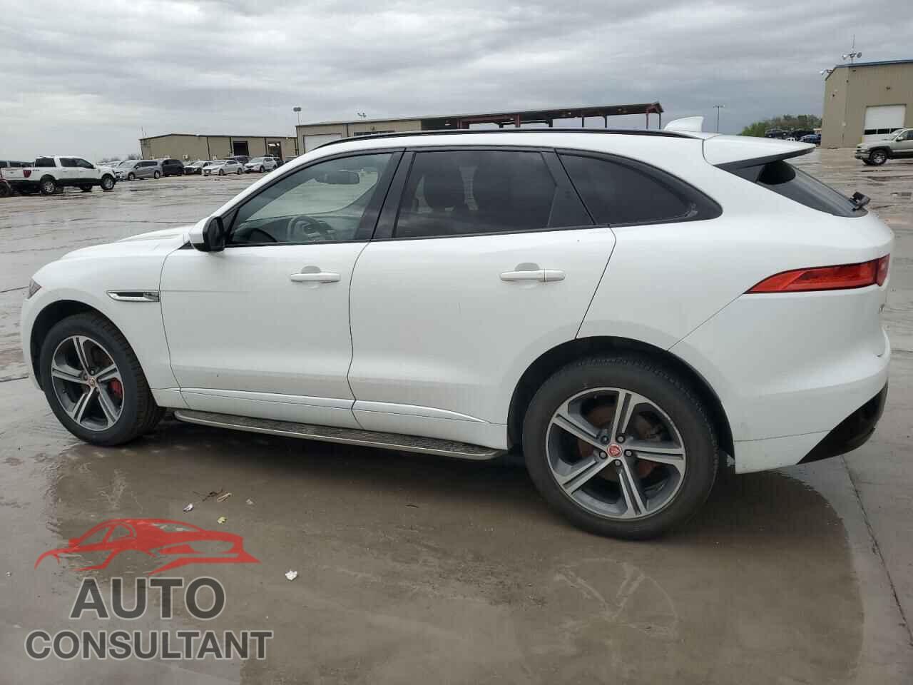 JAGUAR F-PACE 2018 - SADCM2FV8JA298541
