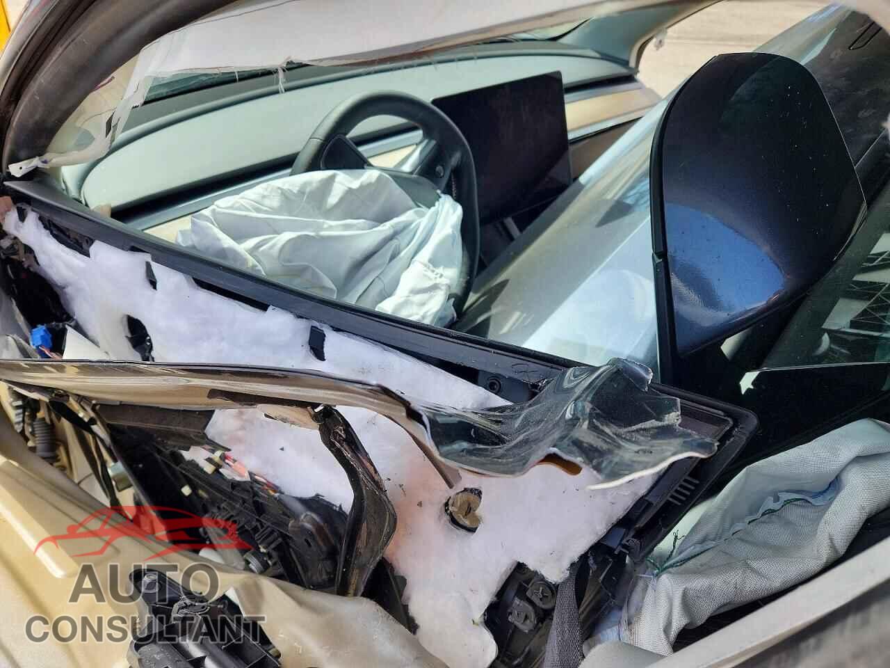 TESLA MODEL 3 2023 - 5YJ3E1EA9PF642637