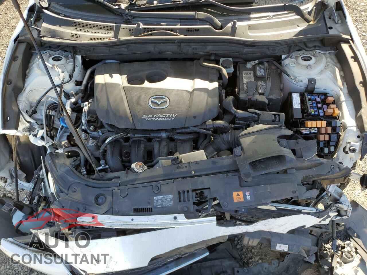 MAZDA 3 2017 - JM1BN1M34H1122452
