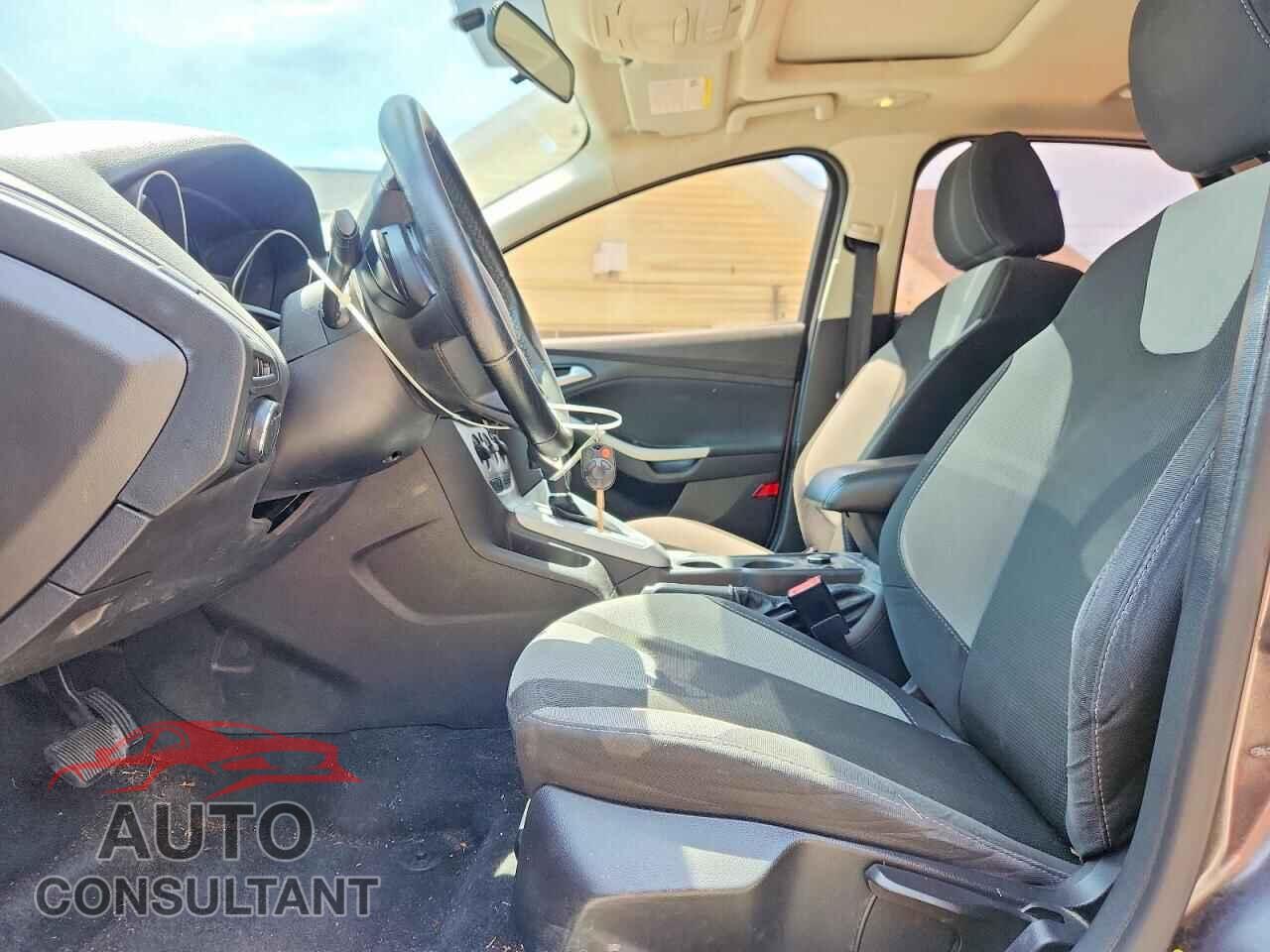 FORD FOCUS 2012 - 1FAHP3K26CL463932