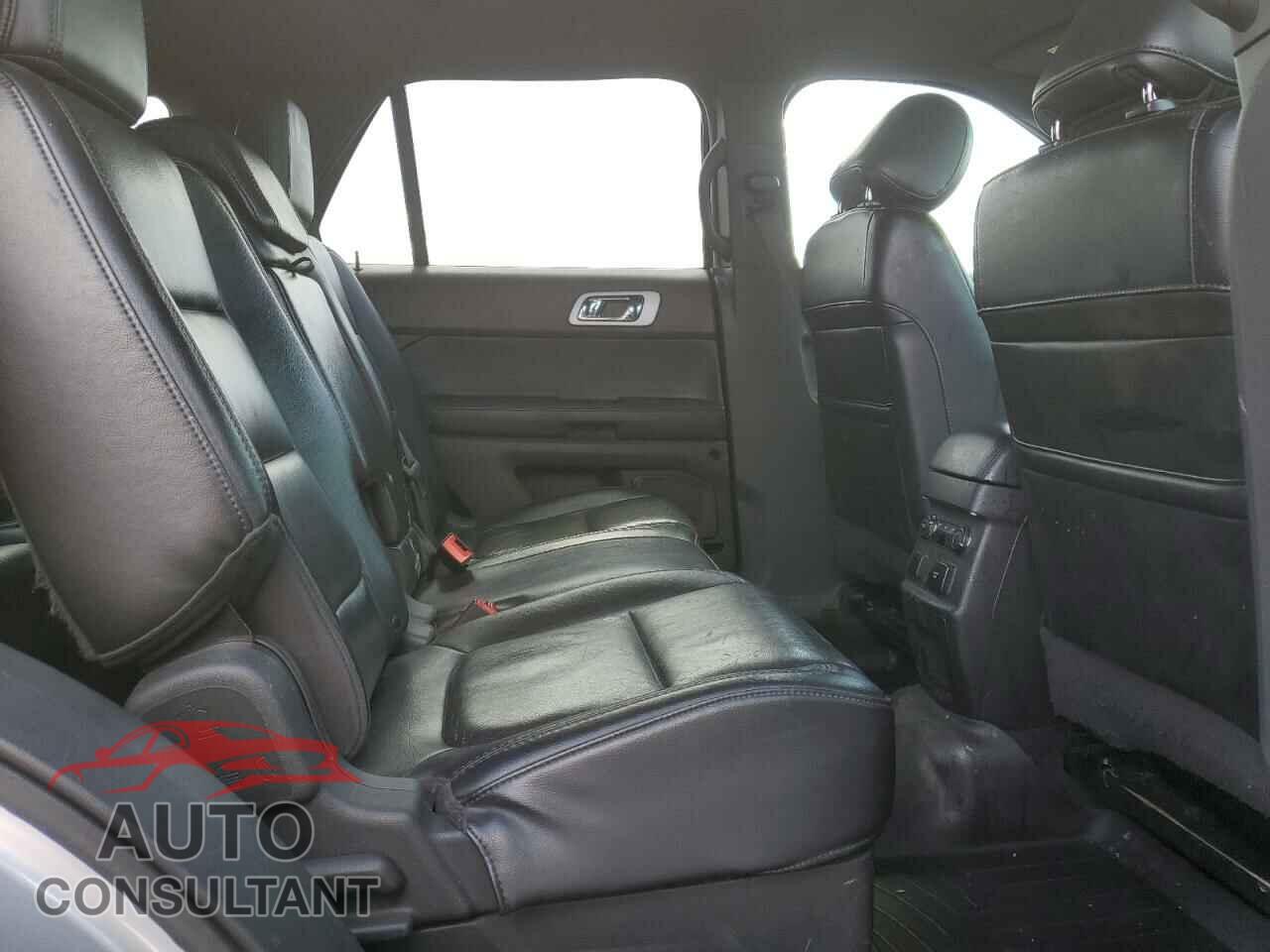 FORD EXPLORER 2011 - 1FMHK8F84BGA65996