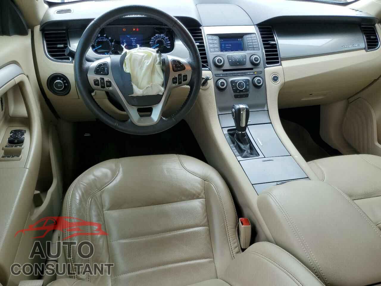 FORD TAURUS 2017 - 1FAHP2E80HG110211