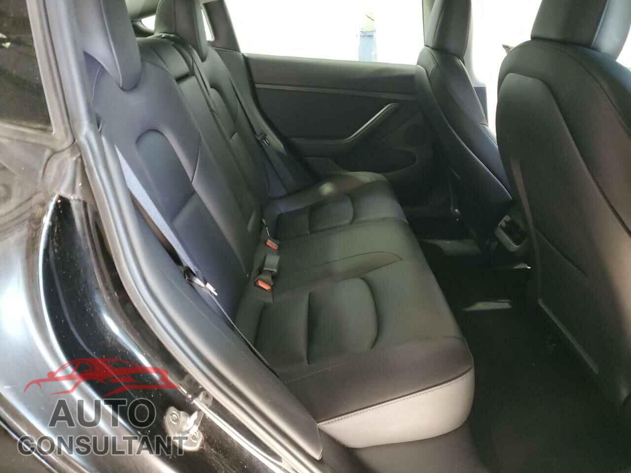TESLA MODEL 3 2022 - 5YJ3E1EA6NF372067