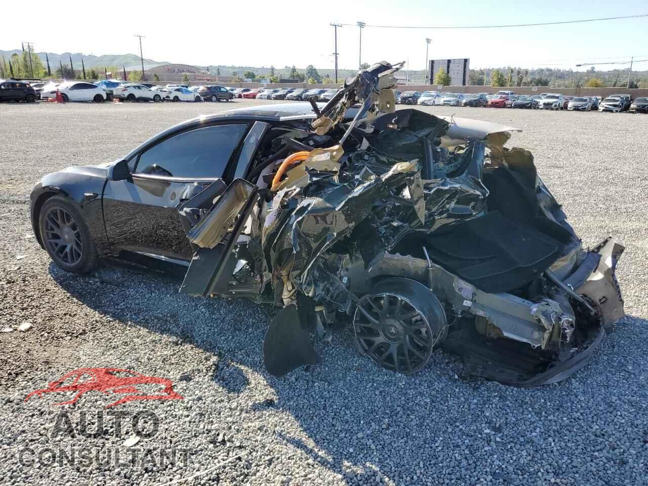 TESLA MODEL 3 2024 - 5YJ3E1EBXRF770848