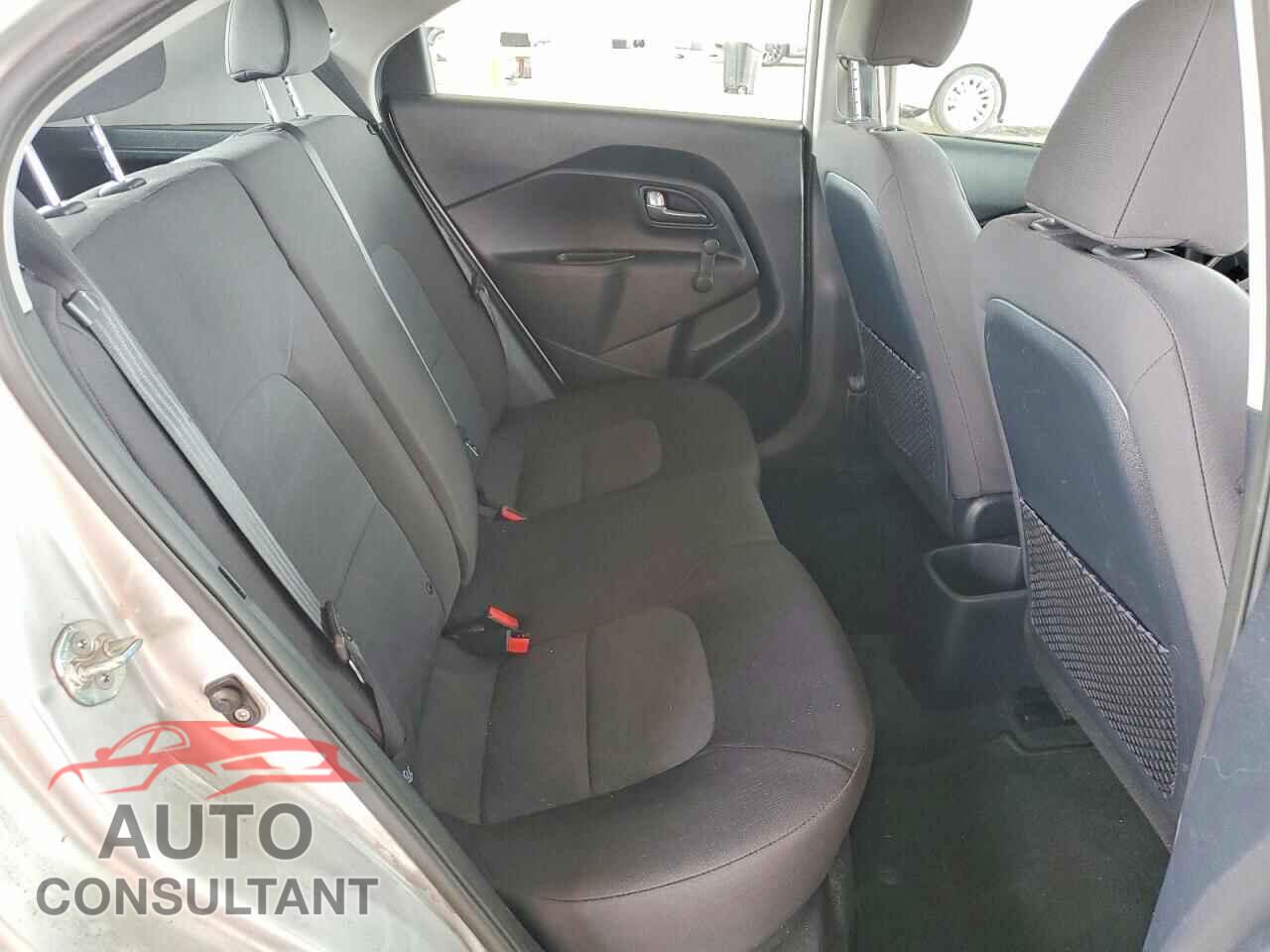 KIA RIO 2015 - KNADM5A30F6514994