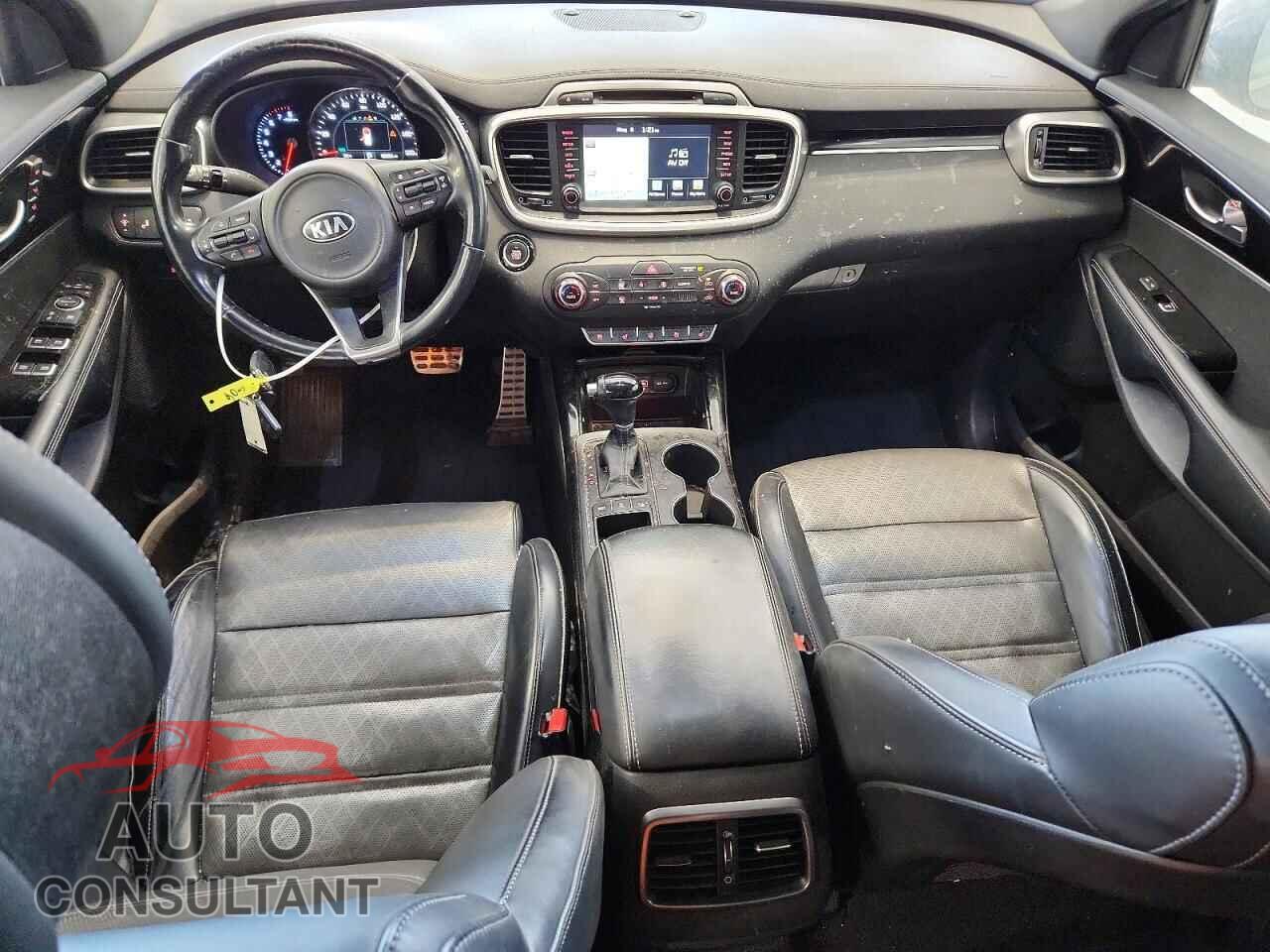 KIA SORENTO 2016 - 5XYPKDA1XGG007842