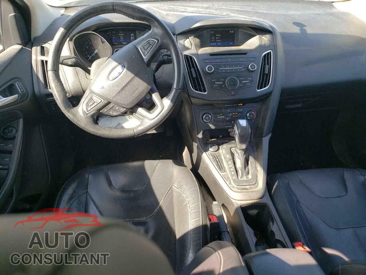 FORD FOCUS 2015 - 1FADP3F2XFL302416