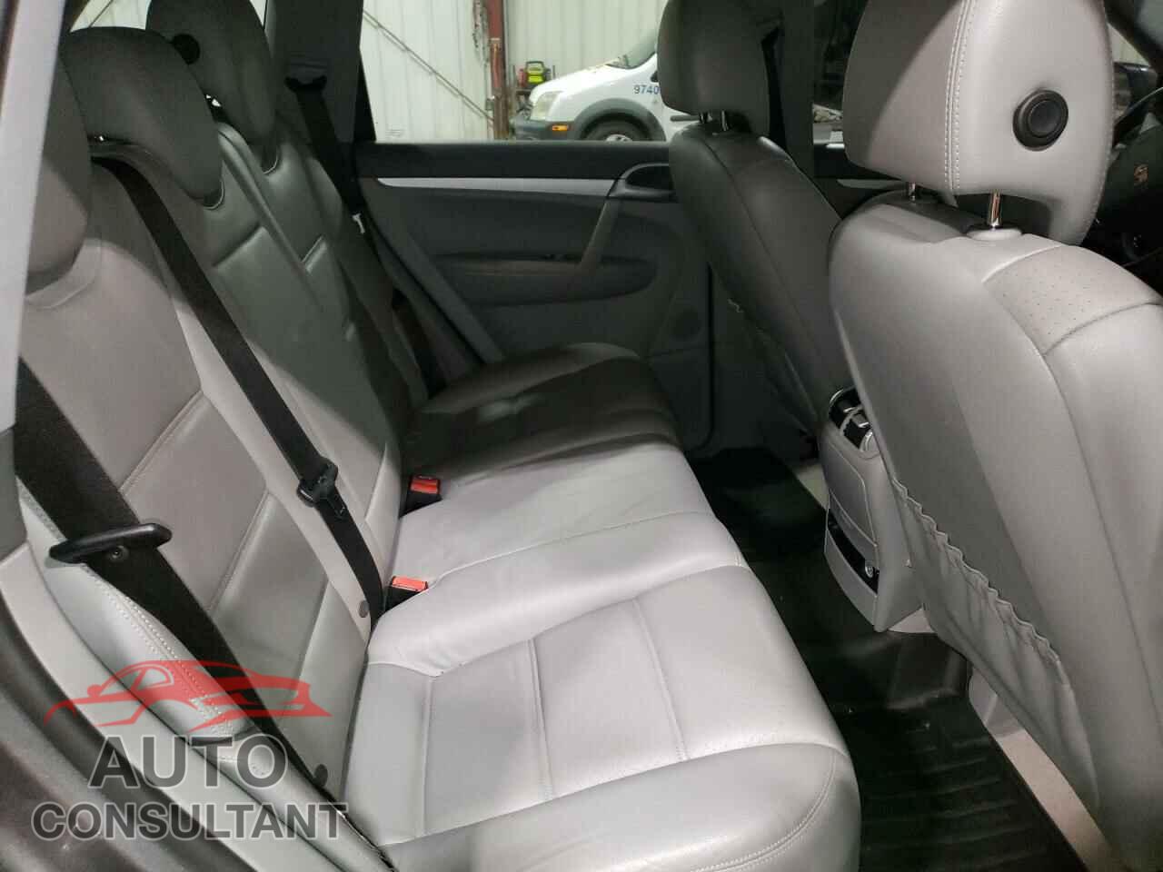 PORSCHE CAYENNE 2010 - WP1AA2AP6ALA12371