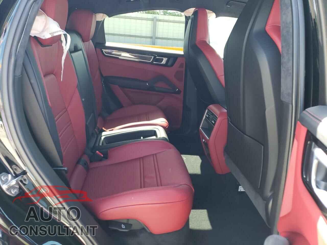 PORSCHE CAYENNE 2023 - WP1BA2AY6PDA27534
