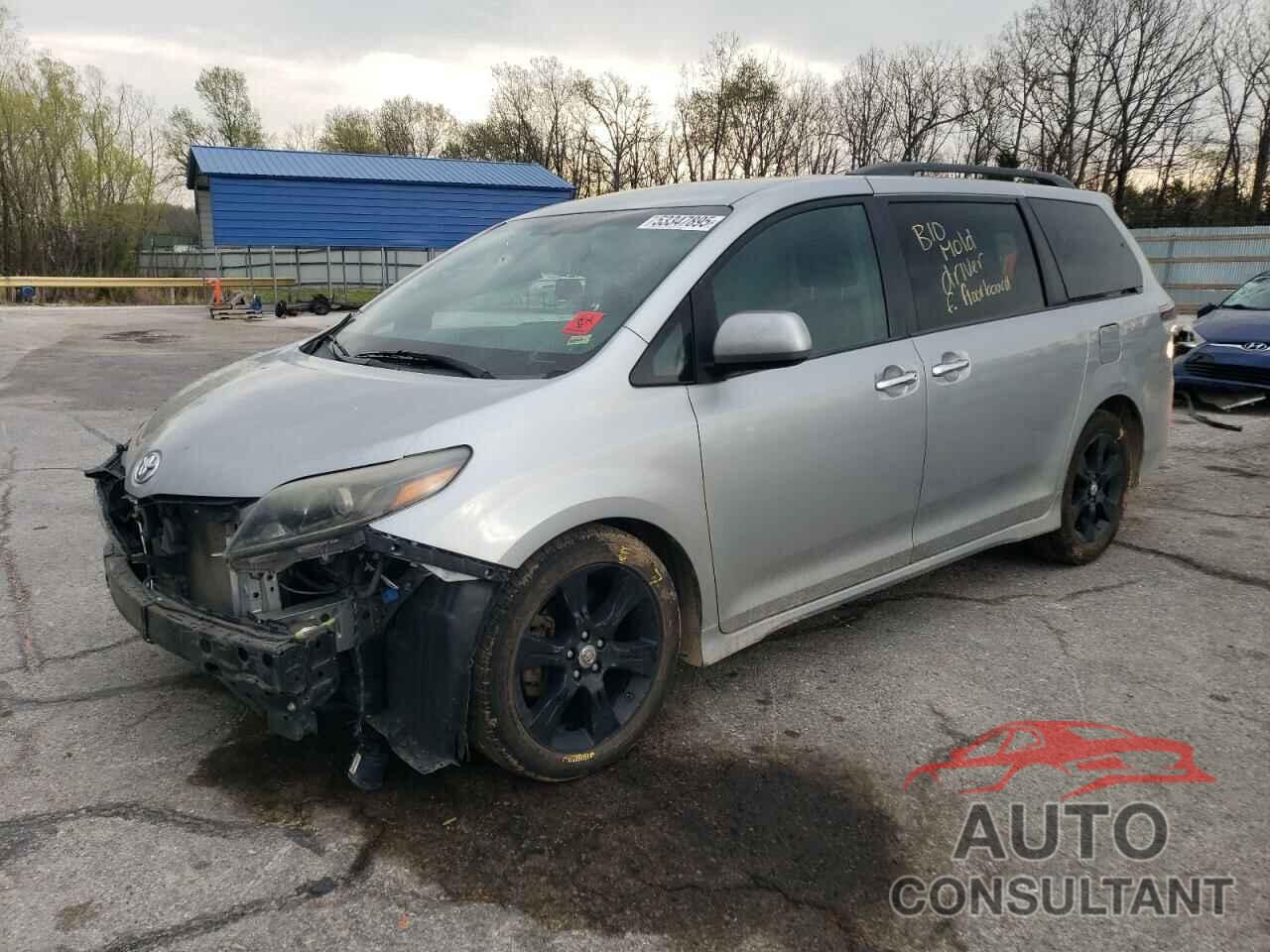 TOYOTA SIENNA 2015 - 5TDXK3DC7FS600132