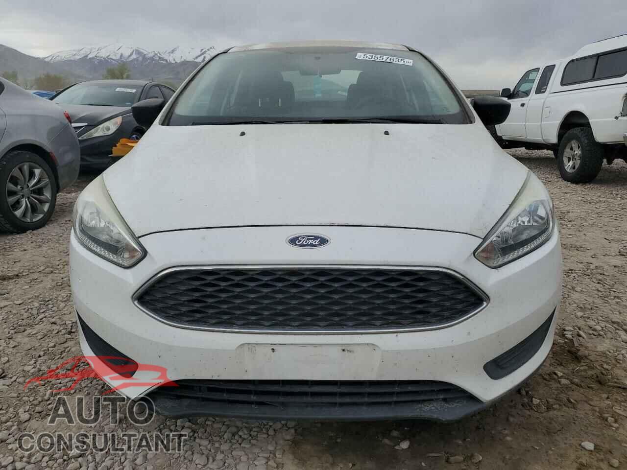 FORD FOCUS 2015 - 1FADP3E2XFL324143