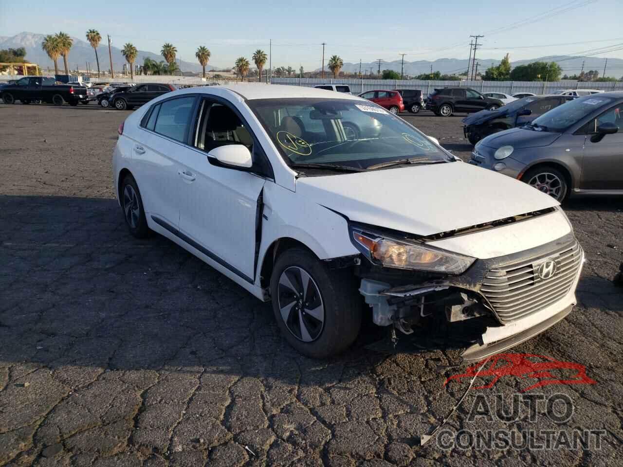 HYUNDAI IONIQ 2019 - KMHC75LC9KU113416