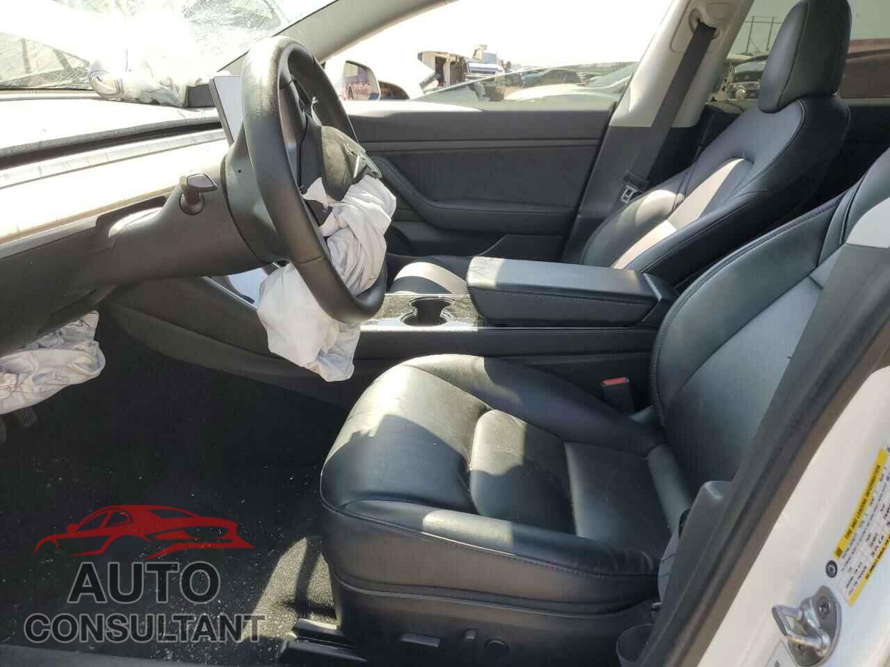 TESLA MODEL 3 2020 - 5YJ3E1EA5LF708966