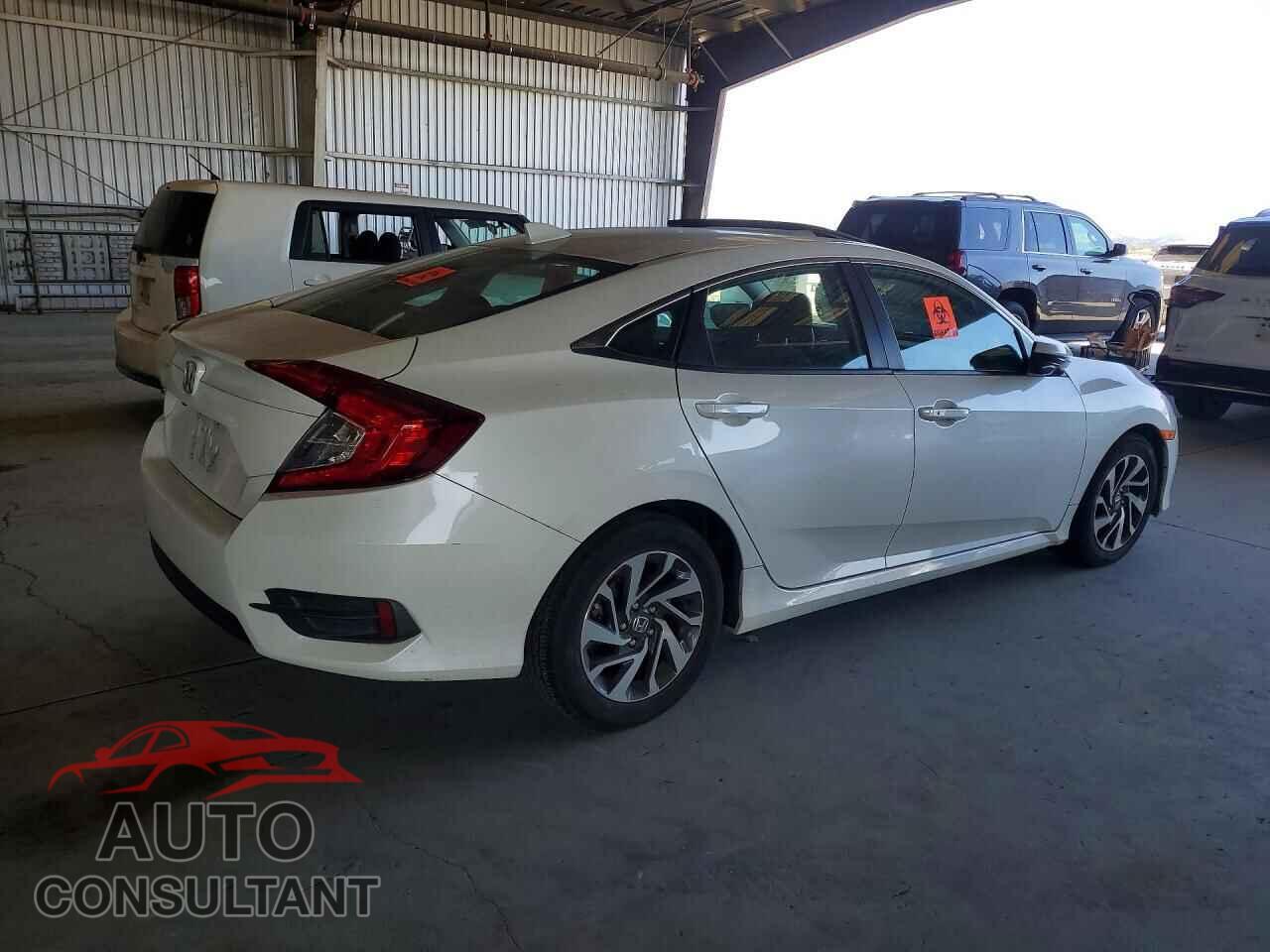 HONDA CIVIC 2017 - 19XFC2F87HE228333