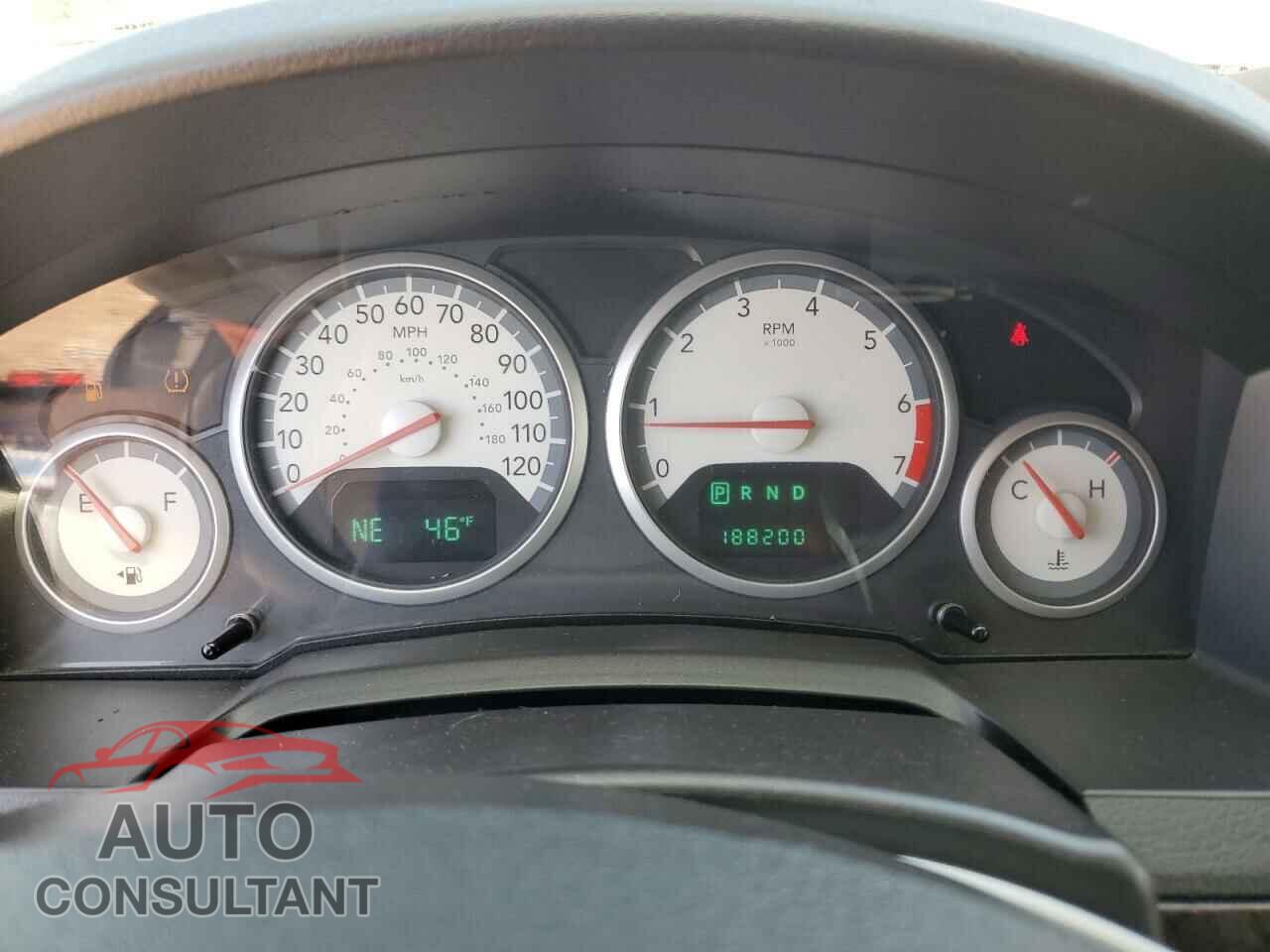 DODGE CARAVAN 2010 - 2D4RN5D18AR215872