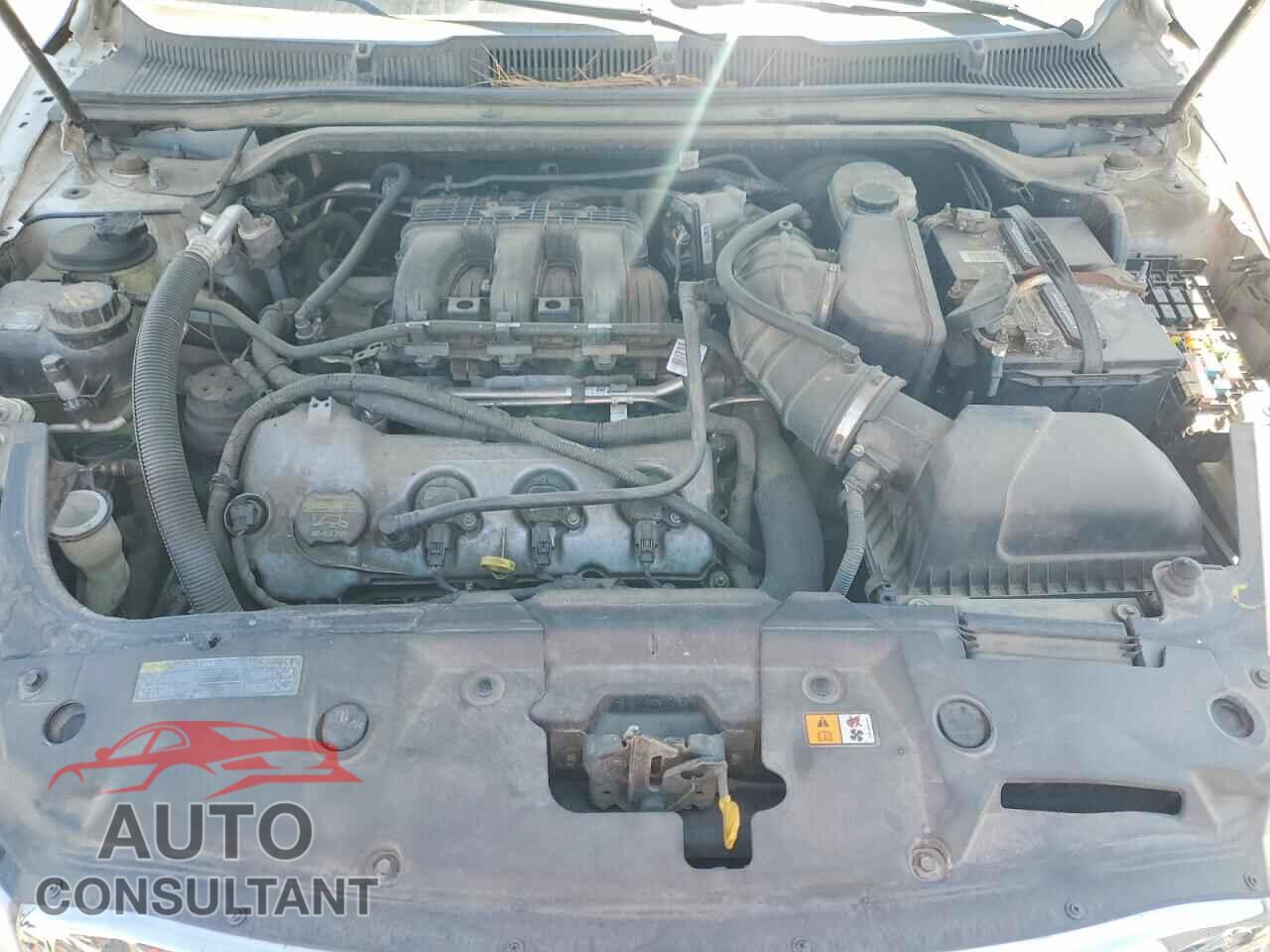 FORD TAURUS 2012 - 1FAHP2EW6CG106669