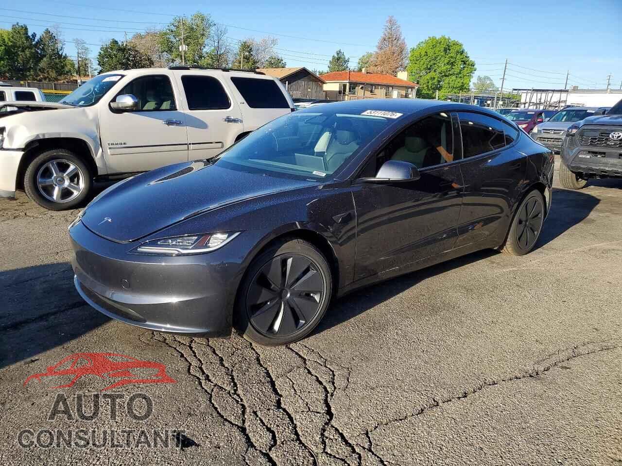 TESLA MODEL 3 2024 - 5YJ3E1EB5RF754461