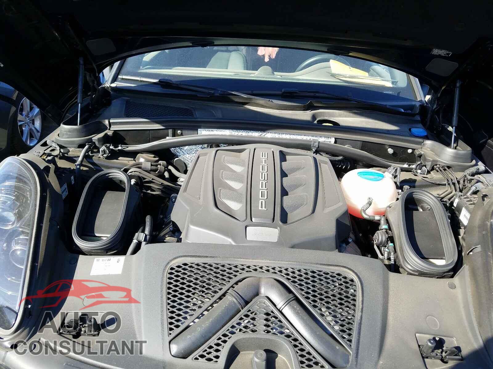 PORSCHE MACAN 2018 - WP1AG2A52JLB64922