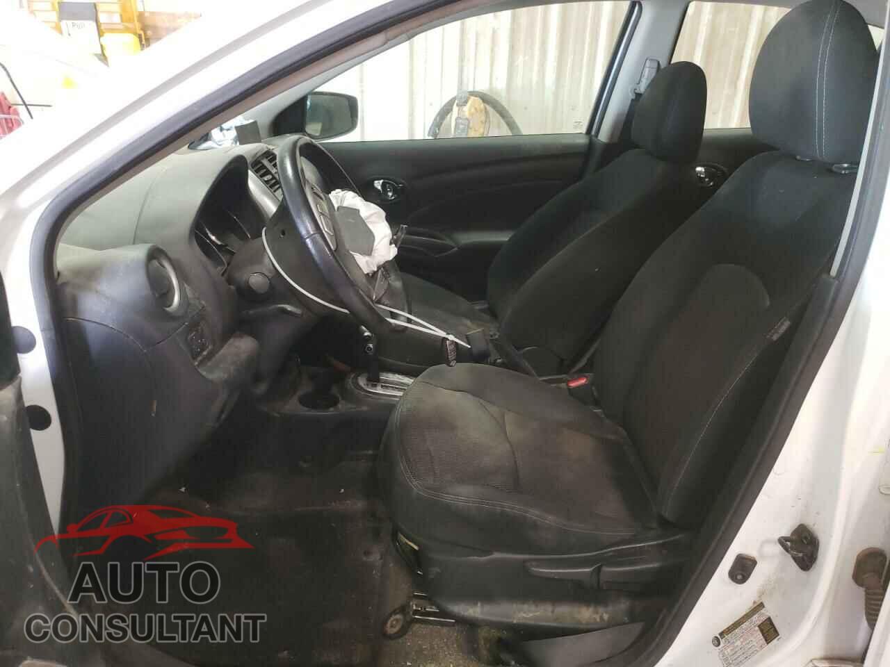 NISSAN VERSA 2019 - 3N1CN7AP3KL812713