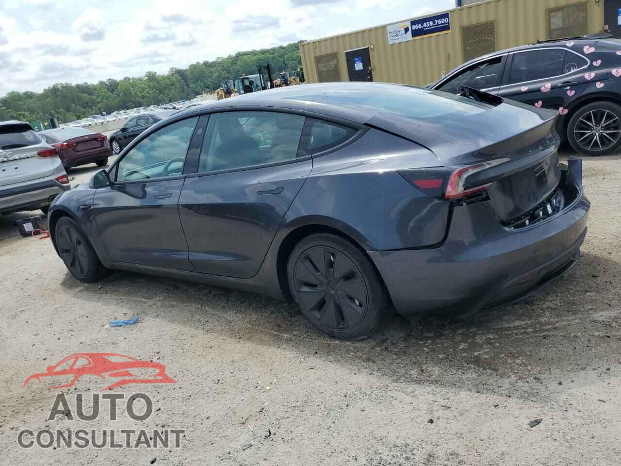 TESLA MODEL 3 2024 - 5YJ3E1EB0RF766193