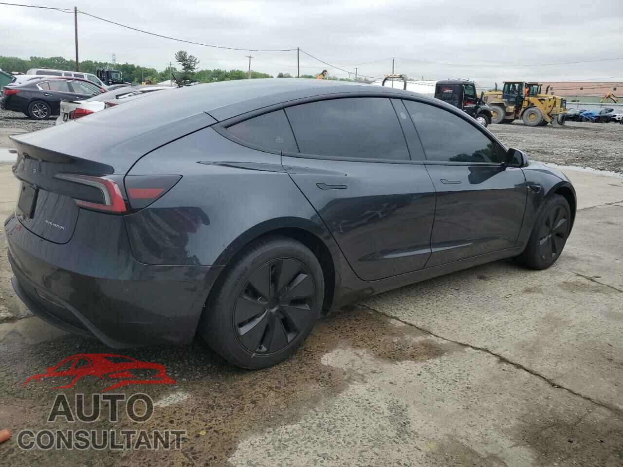 TESLA MODEL 3 2024 - 5YJ3E1EB2RF729422