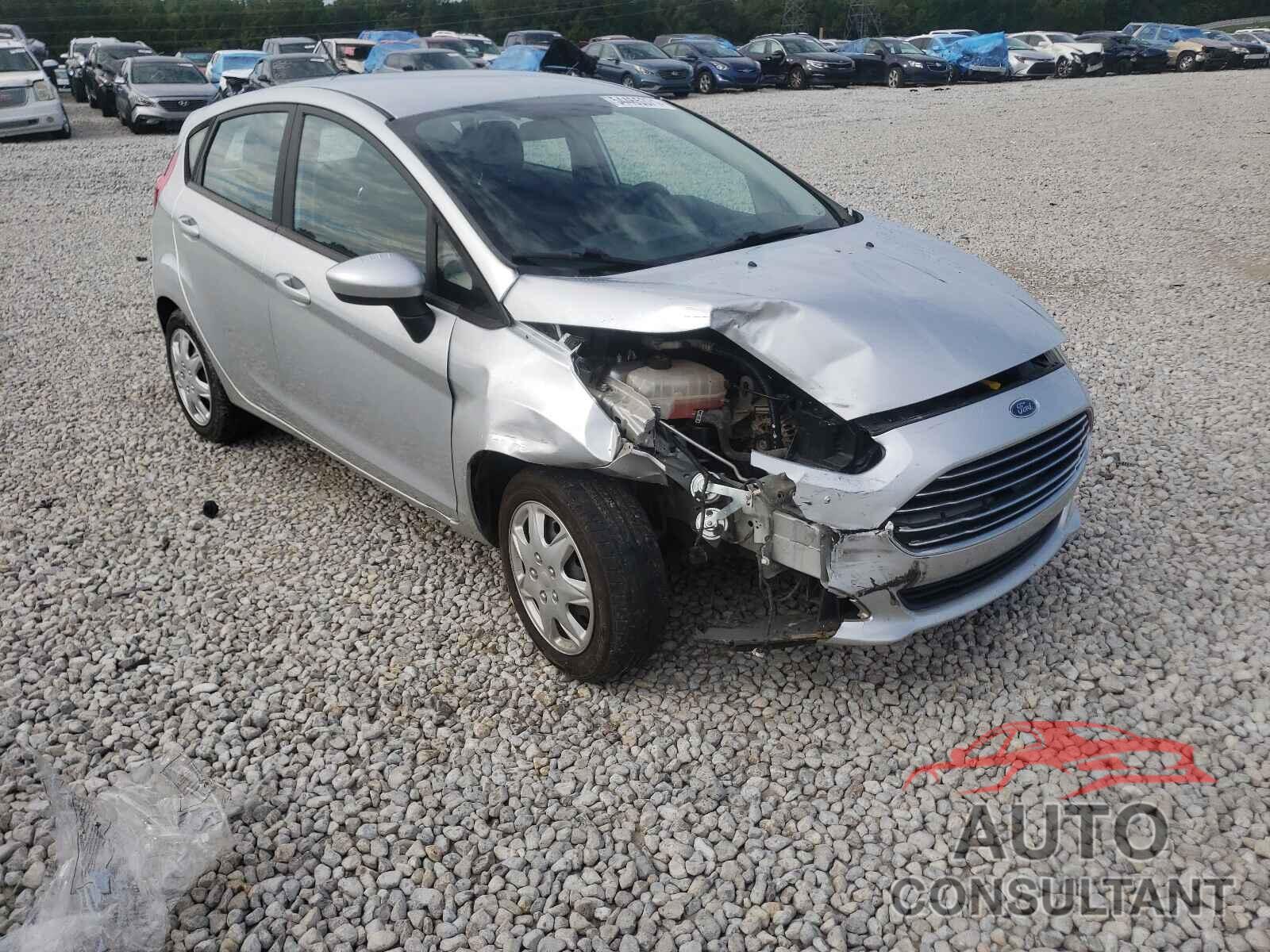 FORD FIESTA 2016 - 3FADP4TJ8GM171097