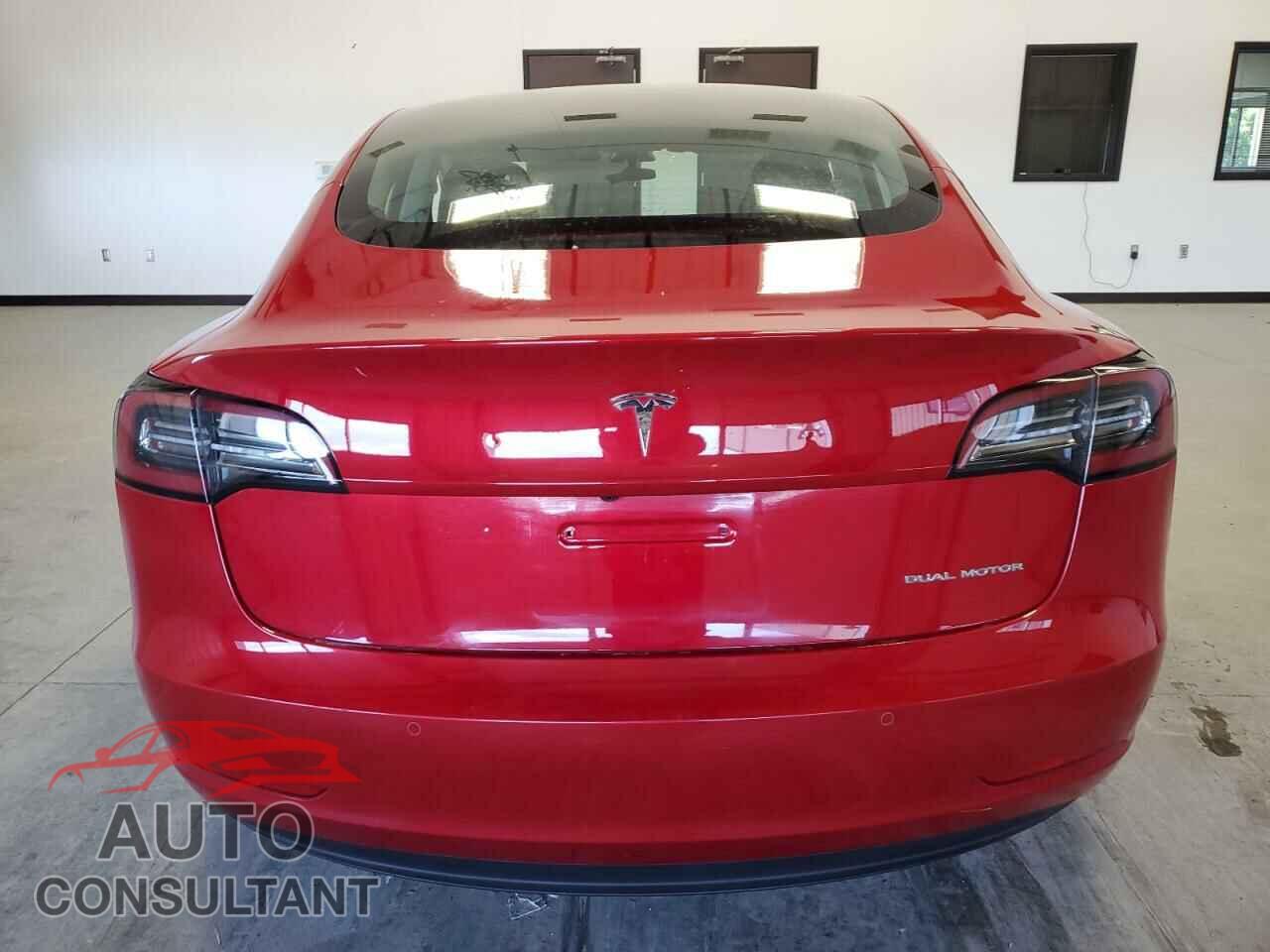 TESLA MODEL 3 2022 - 5YJ3E1EB3NF190982