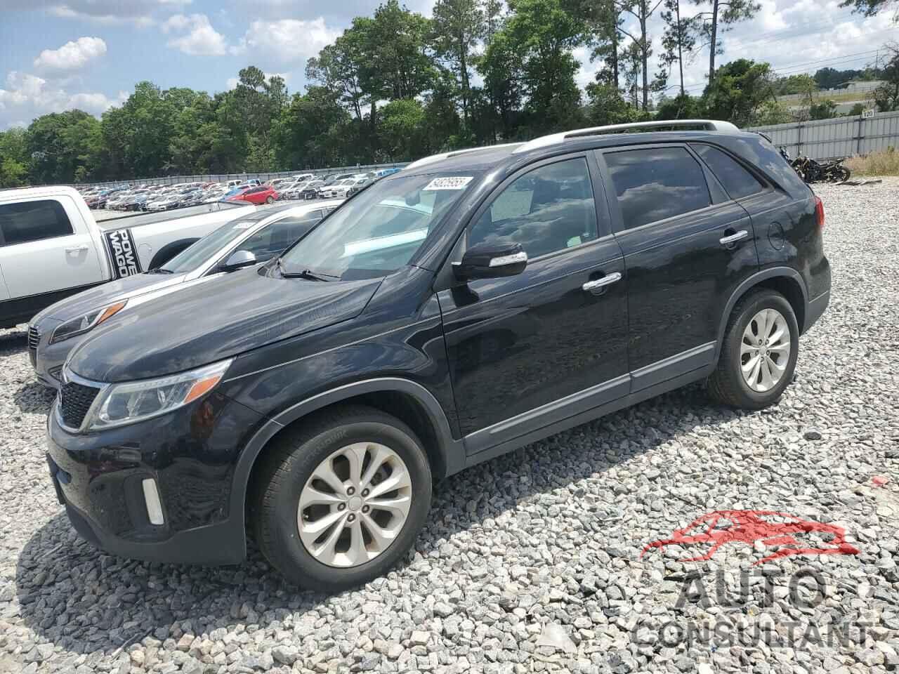 KIA SORENTO 2015 - 5XYKU4A71FG619306