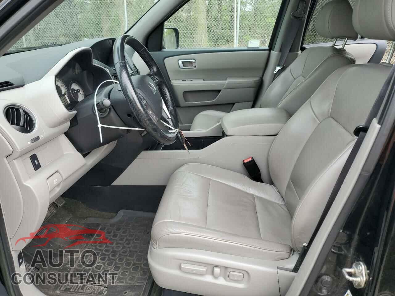 HONDA PILOT 2014 - 5FNYF4H75EB056261
